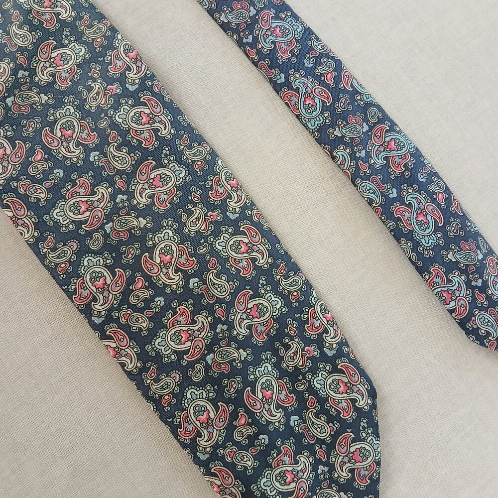 Vintage Gant Blue Paisley Silk Mens Necktie classic 70s 80s red cream retro - Picture 4 of 8